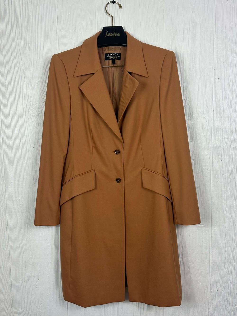Vintage ESCADA Neiman Marcus Tailored Long  Brown Wool Suit Jacket 
Size 40